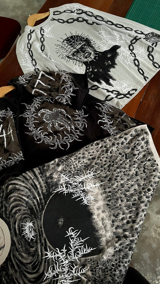 Custom hand painted tees | custom painting T-shirt 