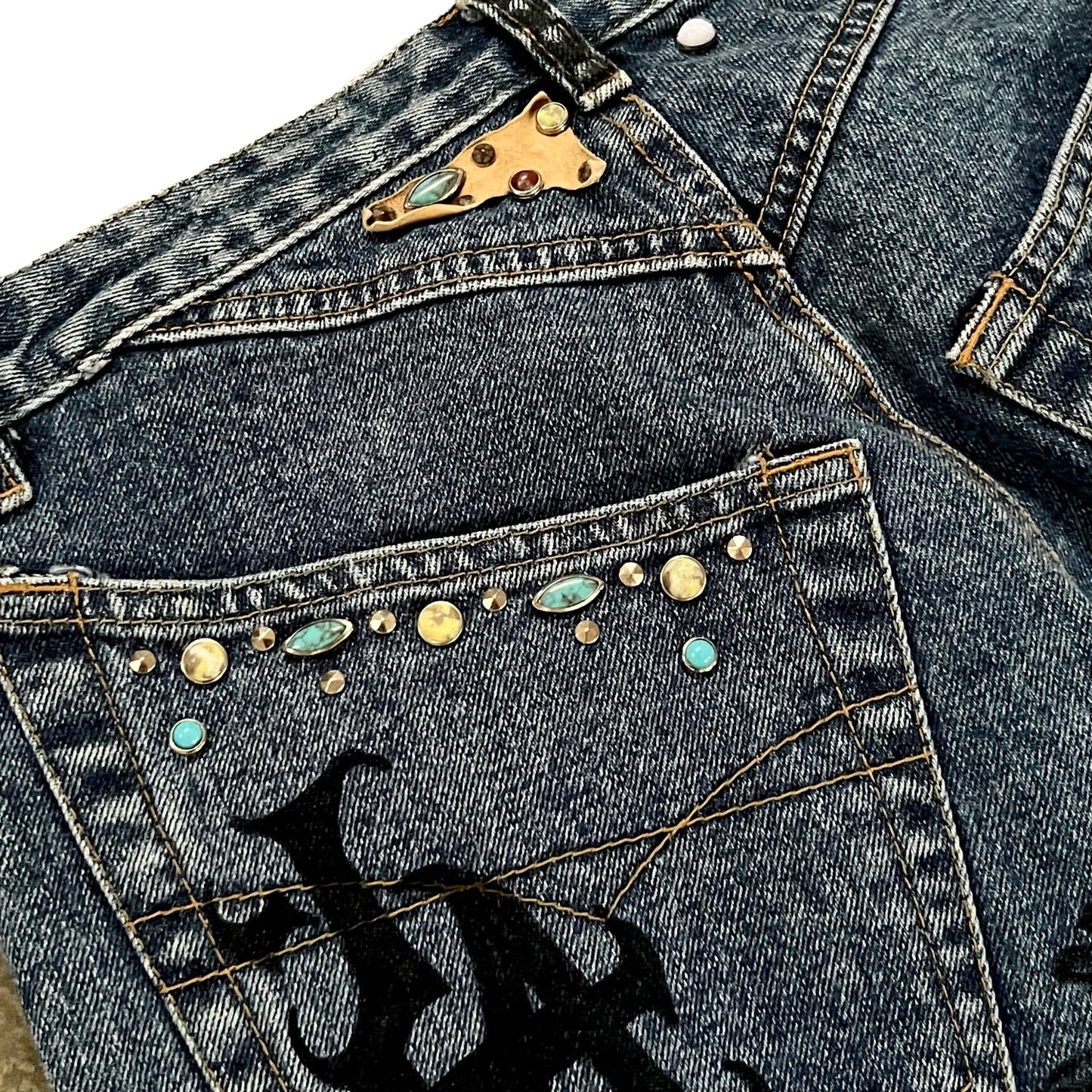 Studs Stone (27x30)